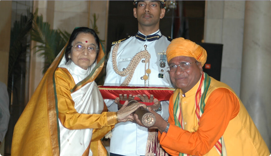 Awards & Honors | Narayan Seva Sansthan HK